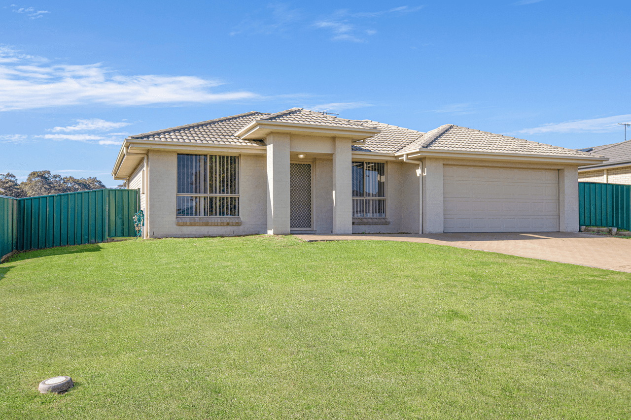 117 Aberglasslyn Road, RUTHERFORD, NSW 2320