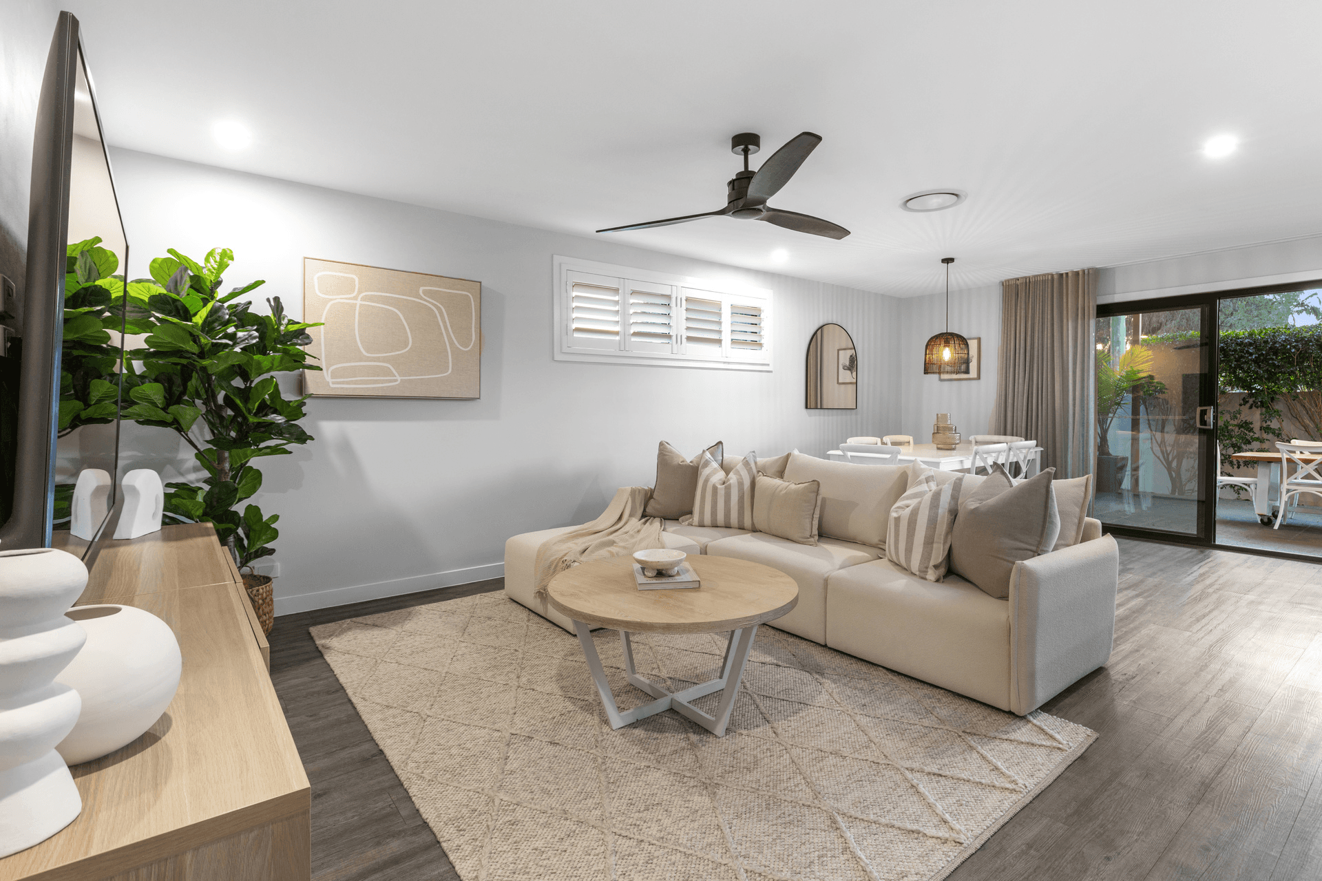 152 Laguna Avenue, Palm Beach, QLD 4221