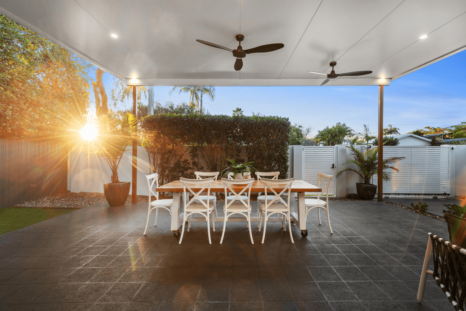 152 Laguna Avenue, Palm Beach, QLD 4221