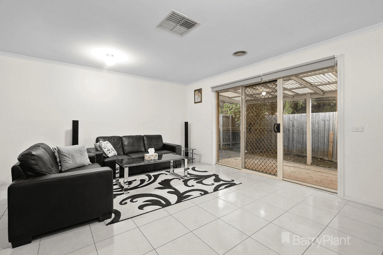 1/40 Army Road, Pakenham, VIC 3810