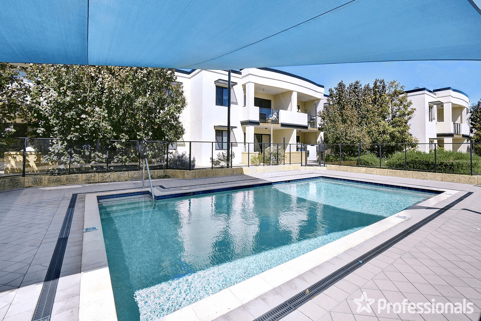 23/5 Eastleigh Loop, CURRAMBINE, WA 6028