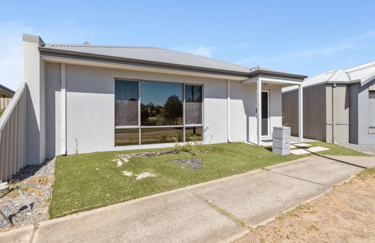 10 Rhapsody Close, Shoalwater, WA 6169