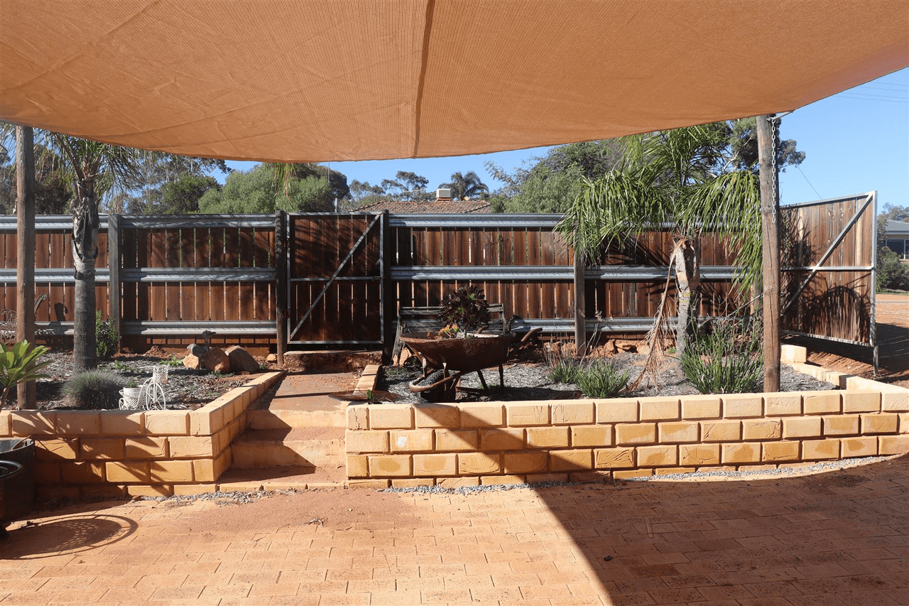 17 George Street, Bolgart, WA 6568