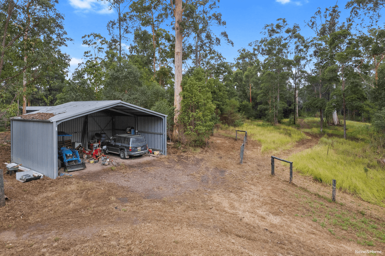 84 Monarch Road, CARTERS RIDGE, QLD 4563