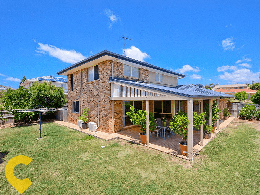 38 Hummingbird Crescent, WISHART, QLD 4122