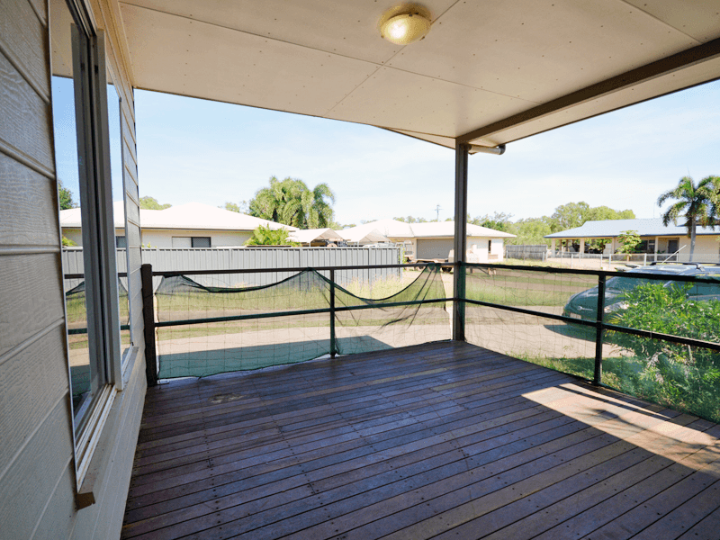 12 Alakanum Ct, Nanum, QLD 4874