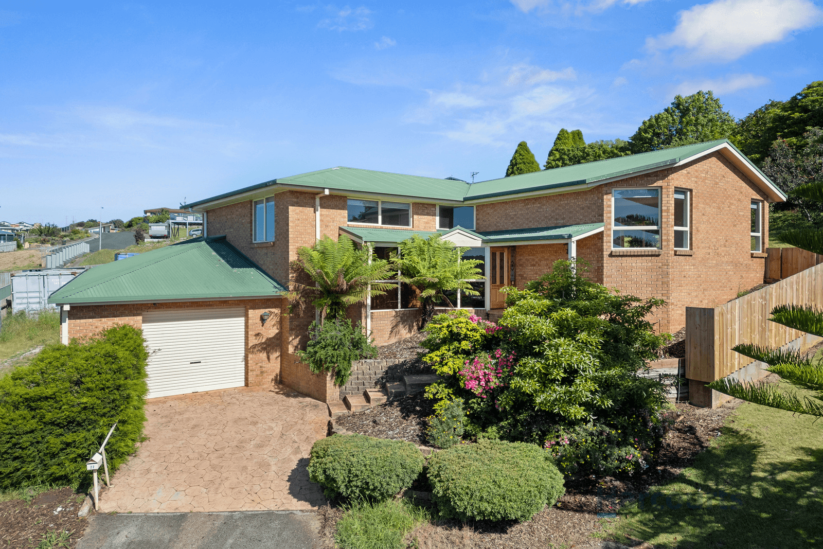 22 Kywong Crescent, WEST ULVERSTONE, TAS 7315