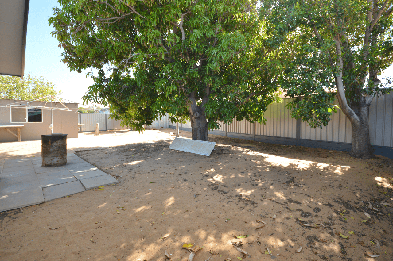 13 Maver Street, KALBARRI, WA 6536