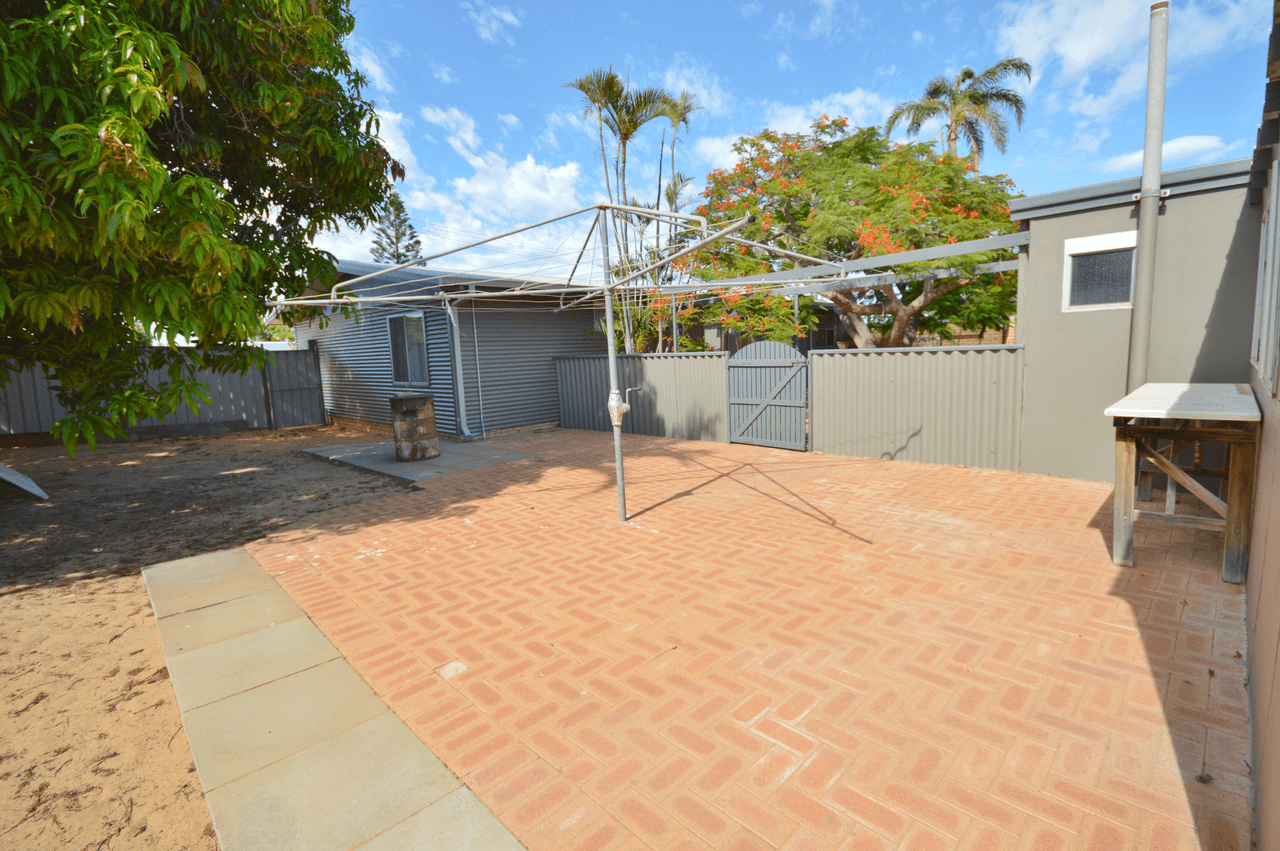 13 Maver Street, KALBARRI, WA 6536