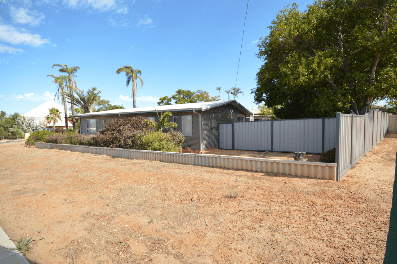 13 Maver Street, KALBARRI, WA 6536