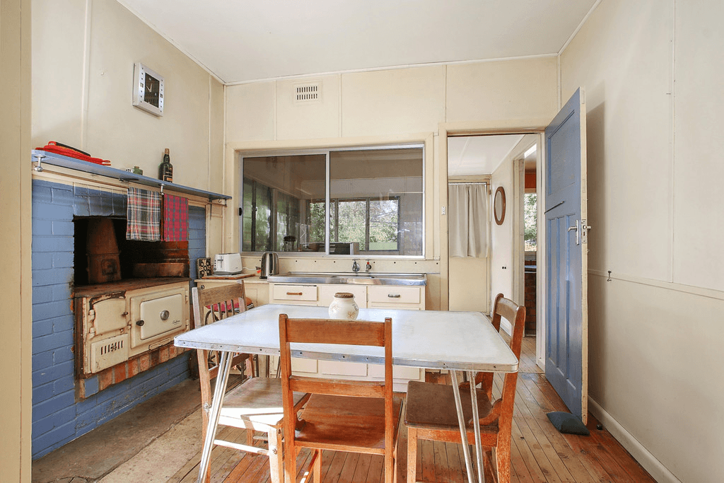 97 Balfour Street, CULCAIRN, NSW 2660