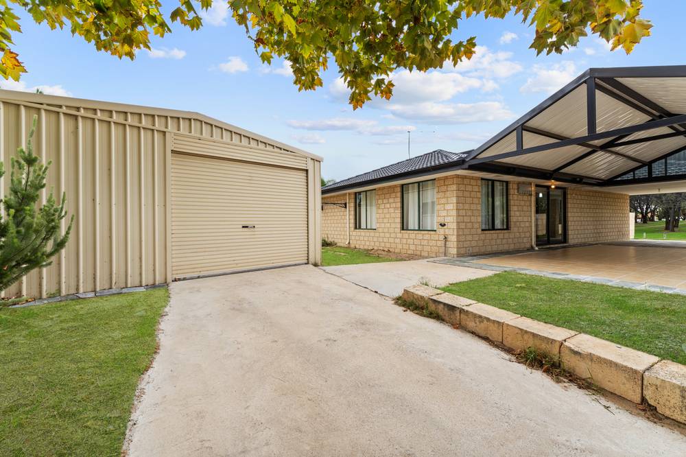 8 Timaru Close, PORT KENNEDY, WA 6172