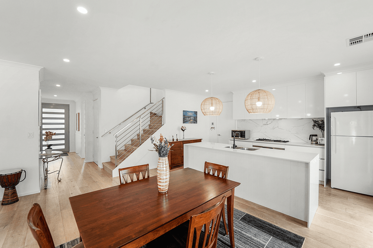 76 Tifera Circle, KALLAROO, WA 6025