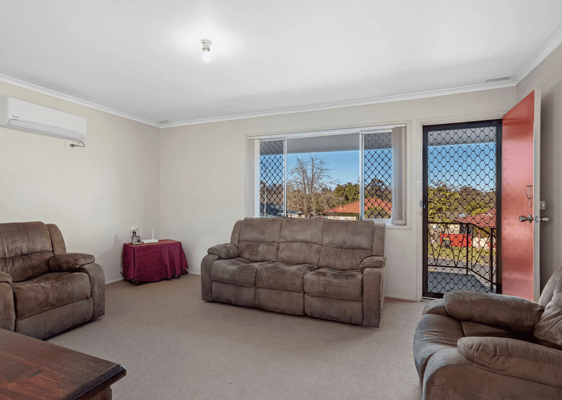 4 Fisher Street, TAREE, NSW 2430