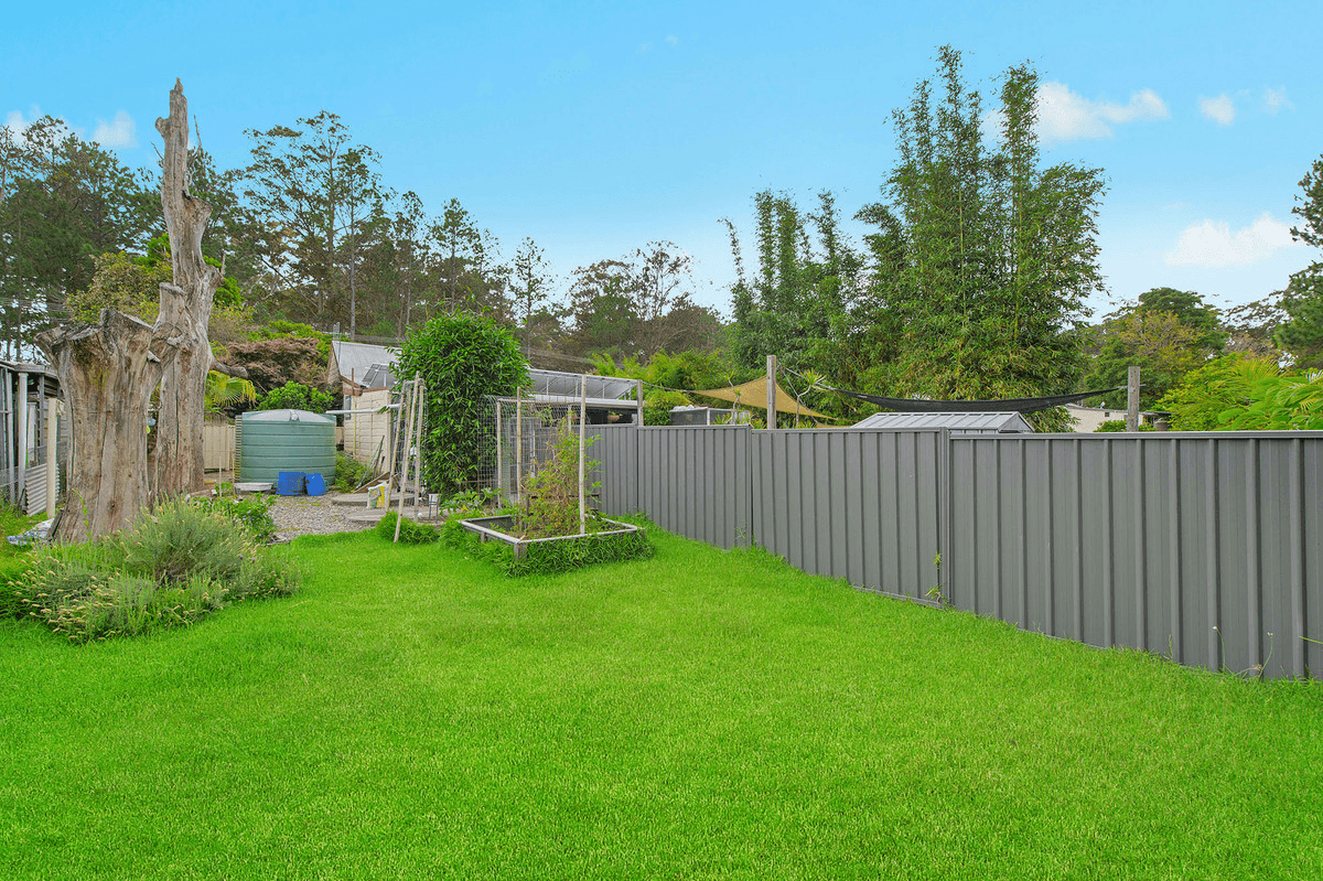 16 Thomas Street, JOHNS RIVER, NSW 2443