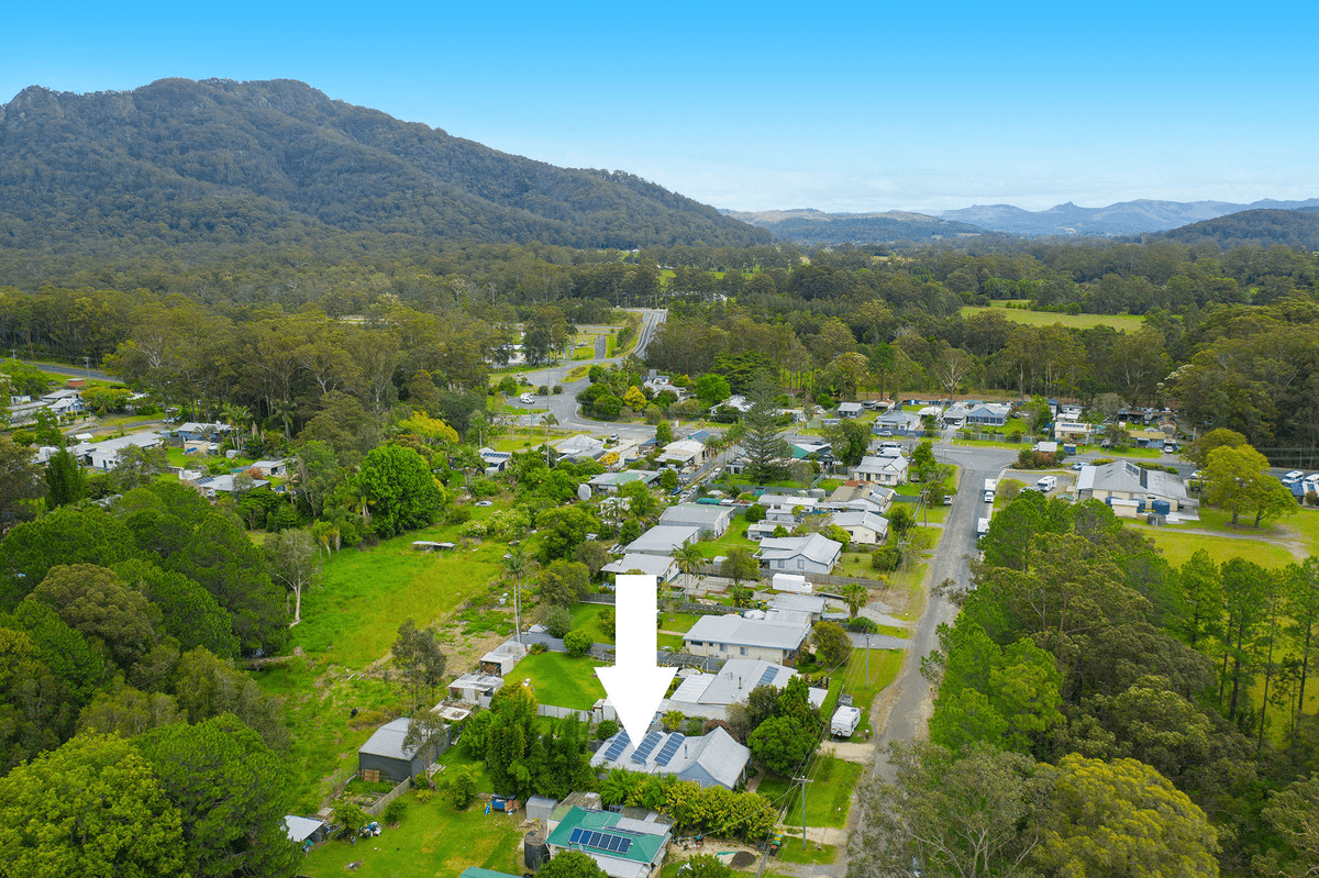 16 Thomas Street, JOHNS RIVER, NSW 2443