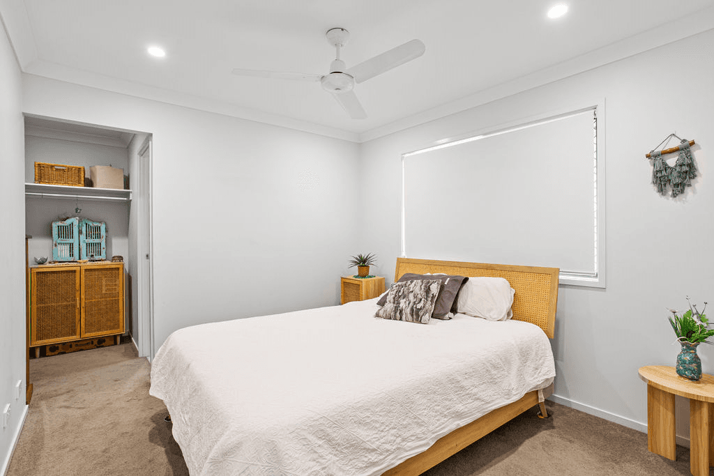 16 Kambu Close, Karalee, QLD 4306