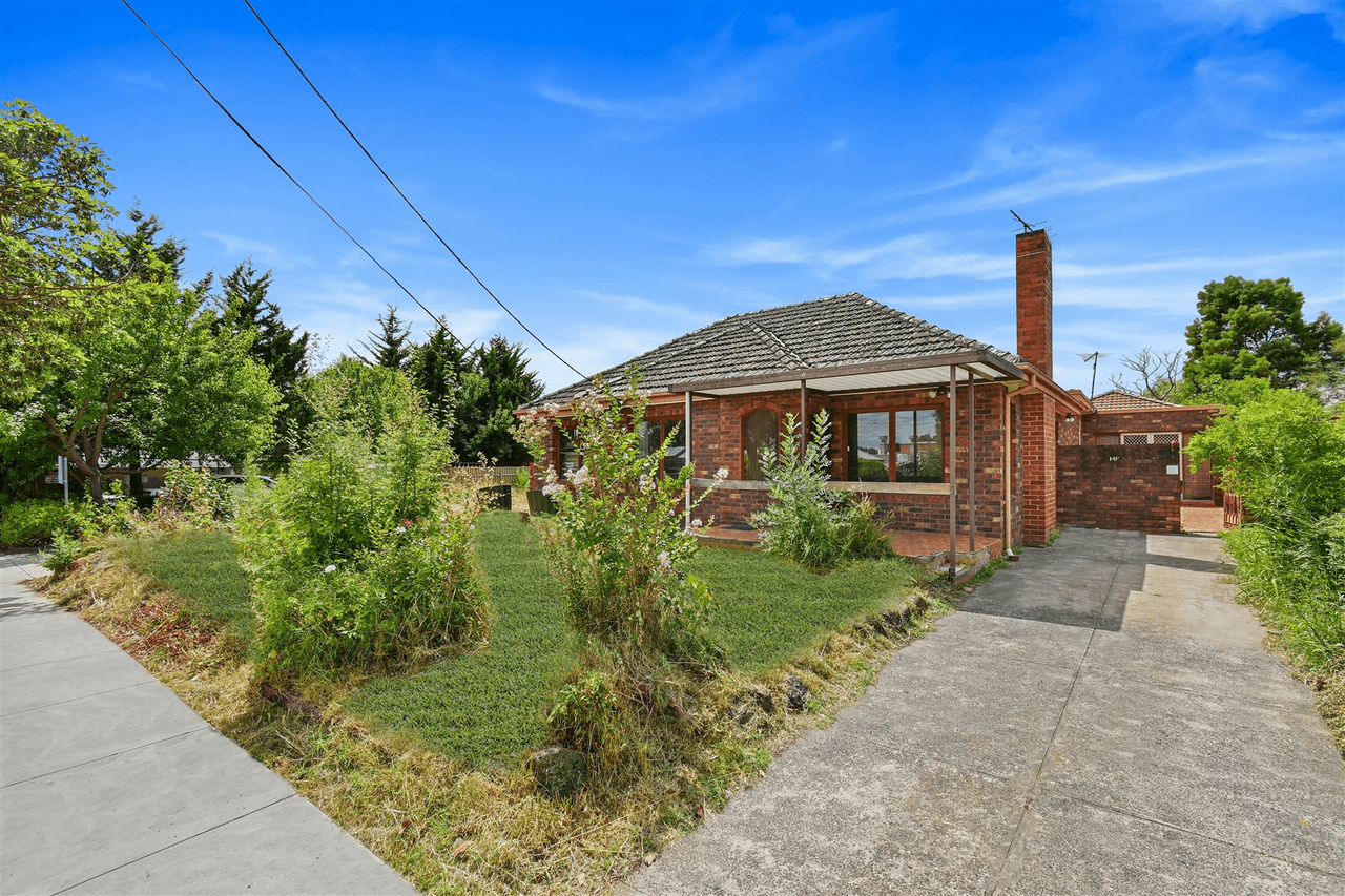 1 Laurence Grove, Ringwood East, VIC 3135