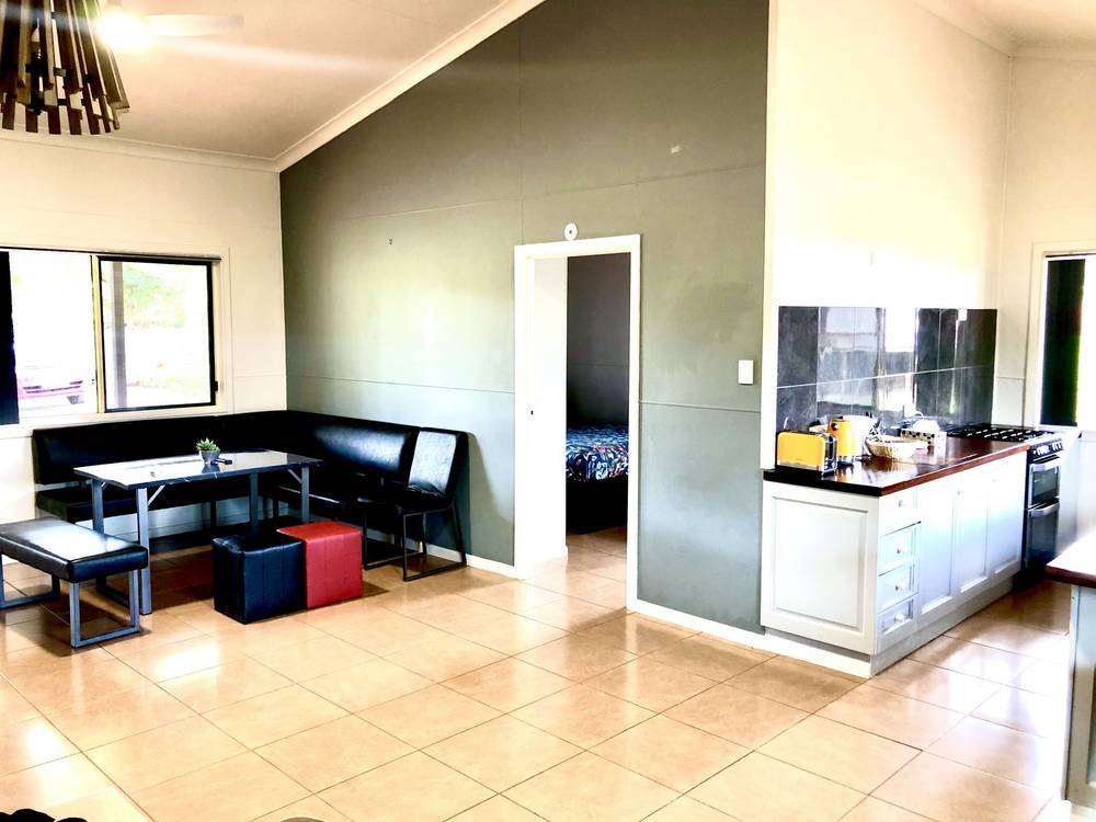 28941 Bruce Highway, Childers, QLD 4660