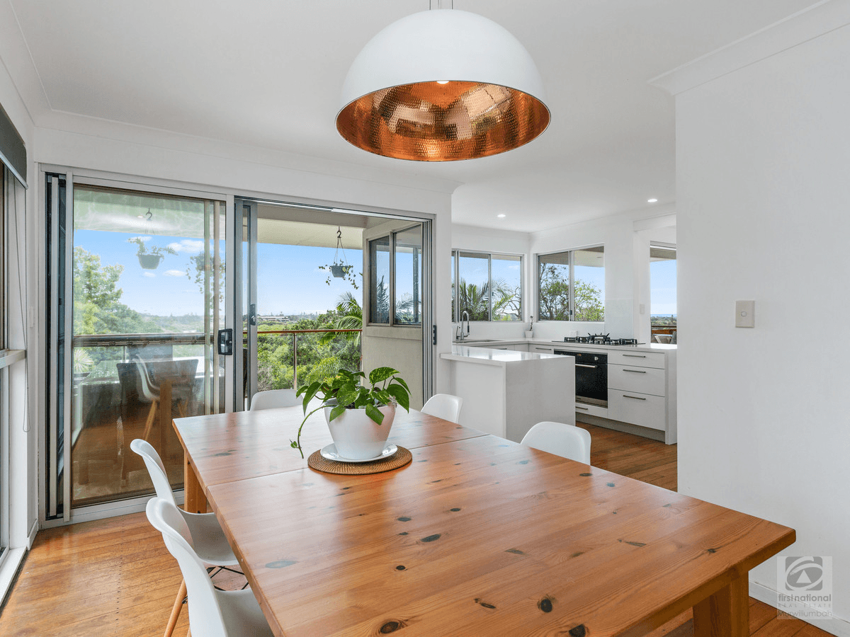 19 Hibiscus Parade, Banora Point, NSW 2486