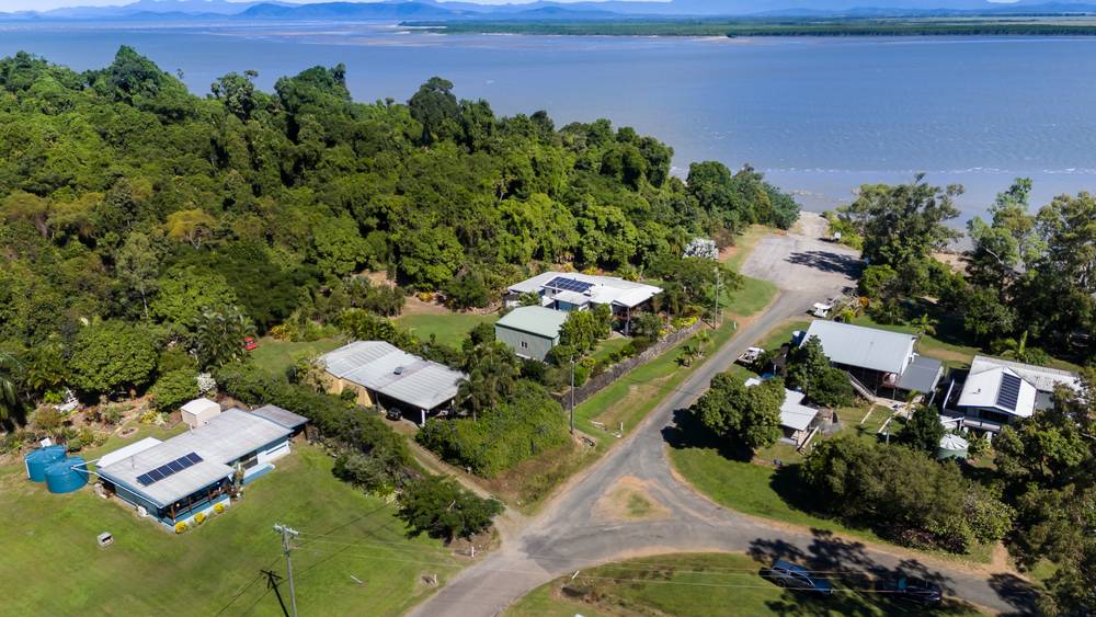 46 Davison Road, WILSON BEACH, QLD 4800