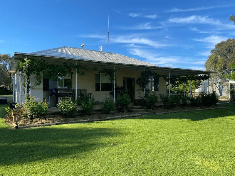 1022 Rivers Road, CANOWINDRA, NSW 2804