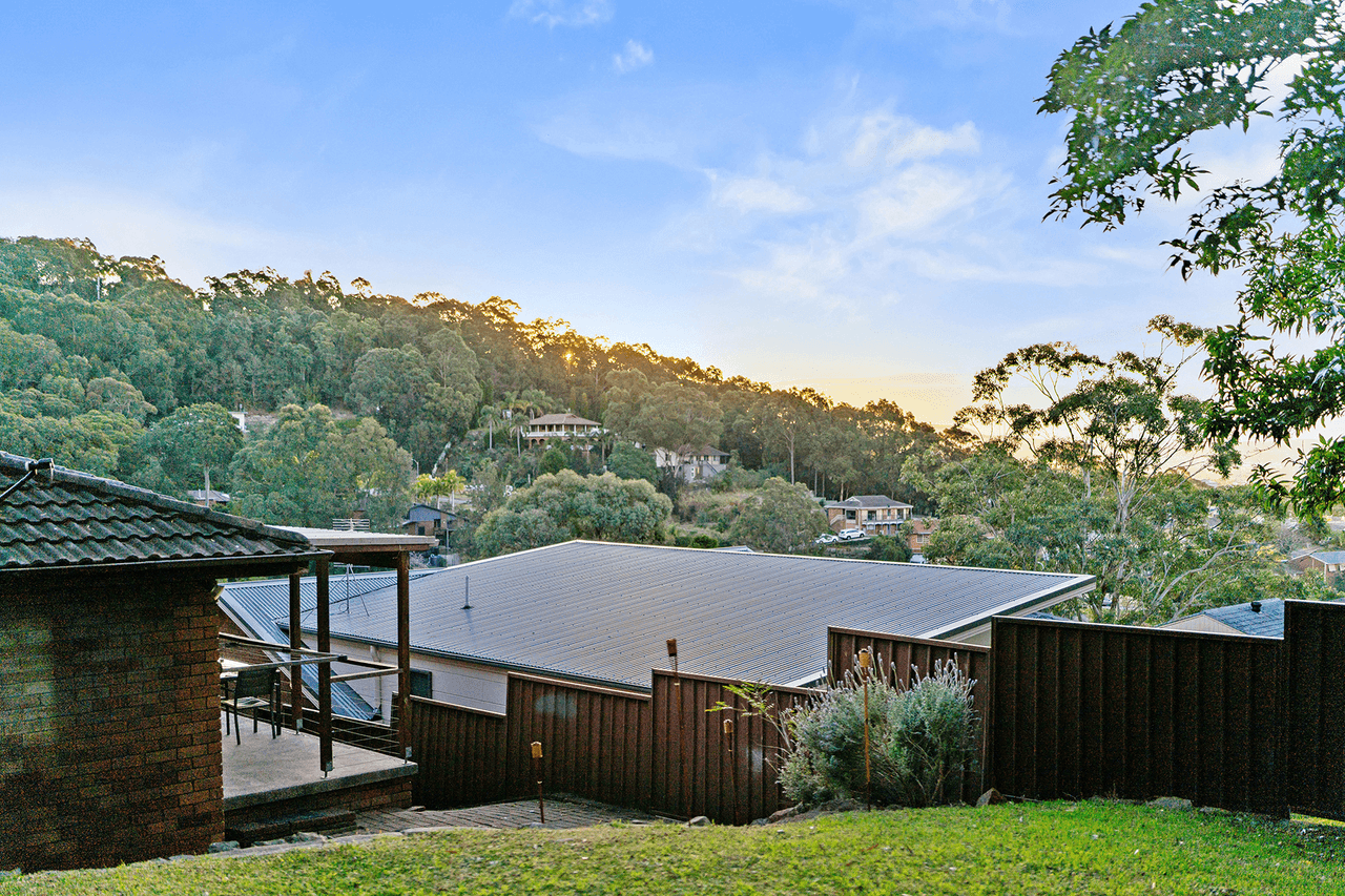 84 Lawson Road, Macquarie Hills, NSW 2285