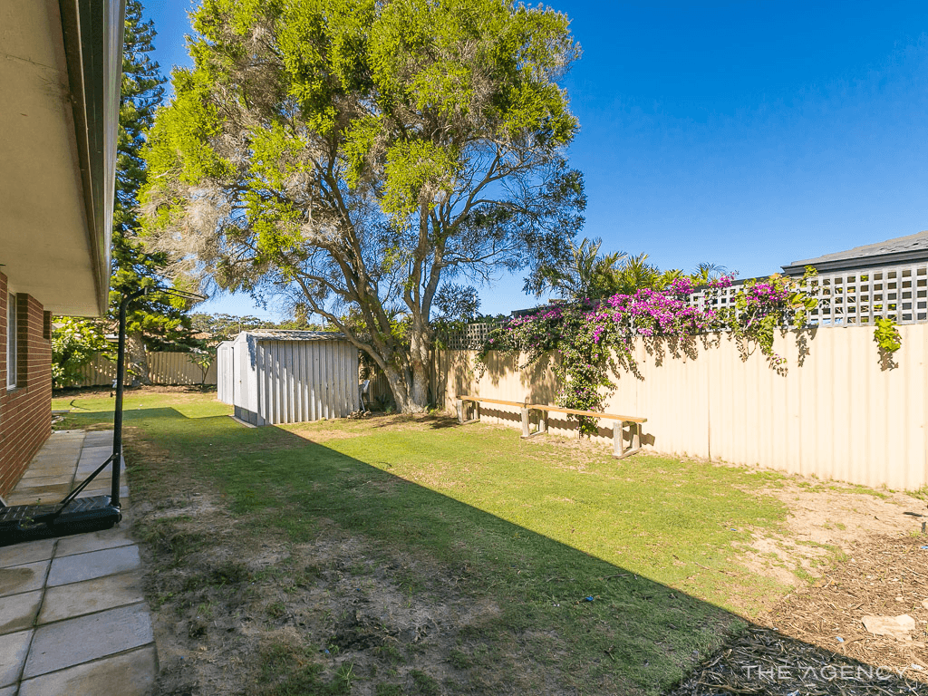 12B Glenside Crescent, Craigie, WA 6025