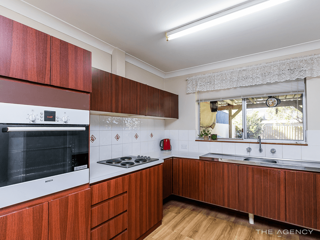 12B Glenside Crescent, Craigie, WA 6025