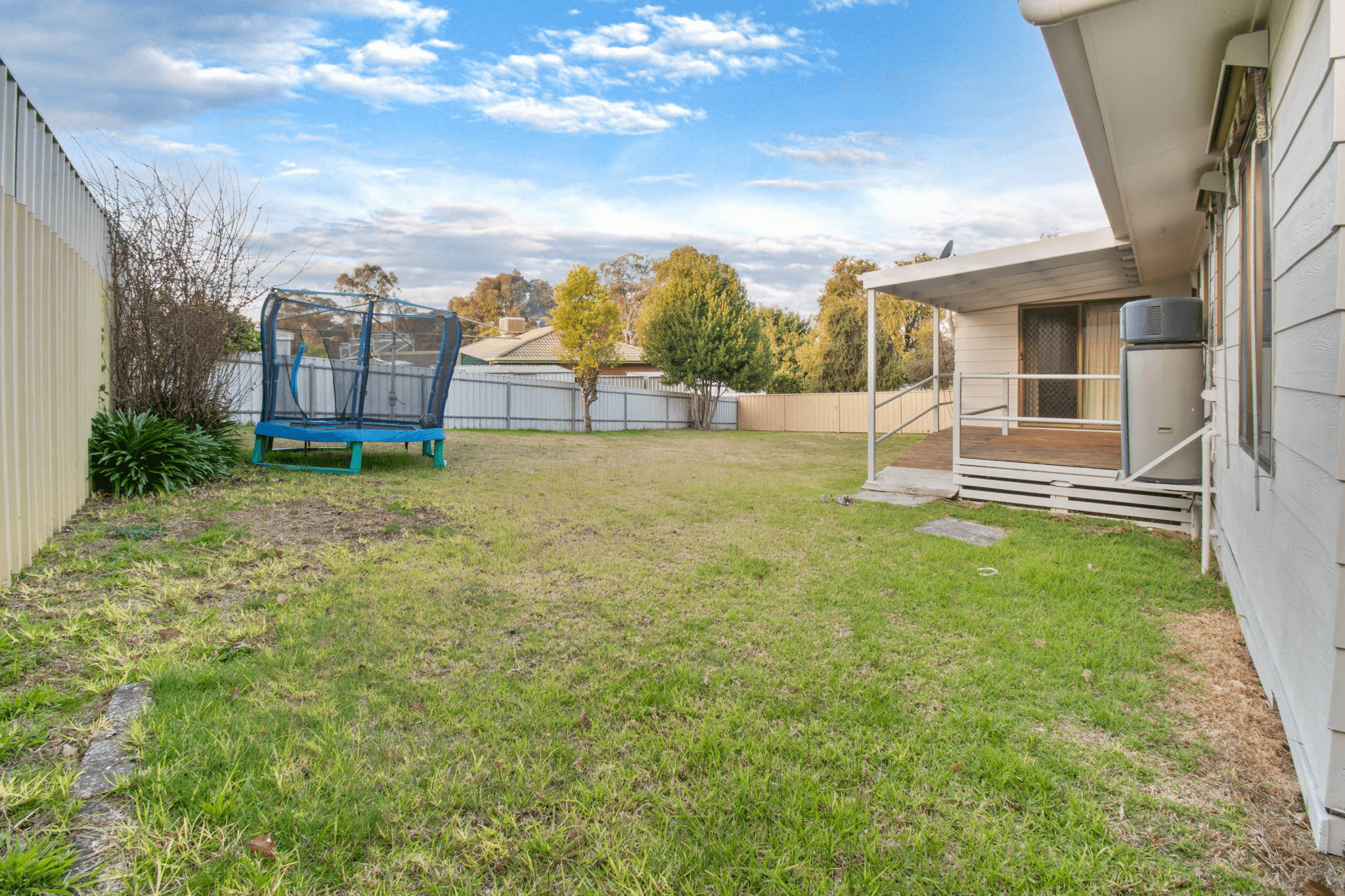 2 McKay Court, TALLANGATTA, VIC 3700