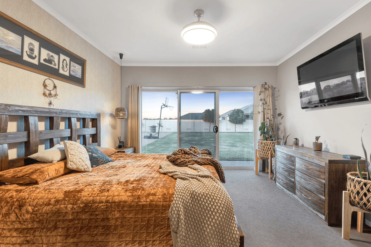 1 Teakle Court, ANGLE VALE, SA 5117