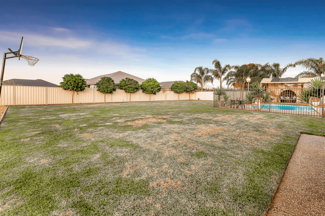 1 Teakle Court, ANGLE VALE, SA 5117