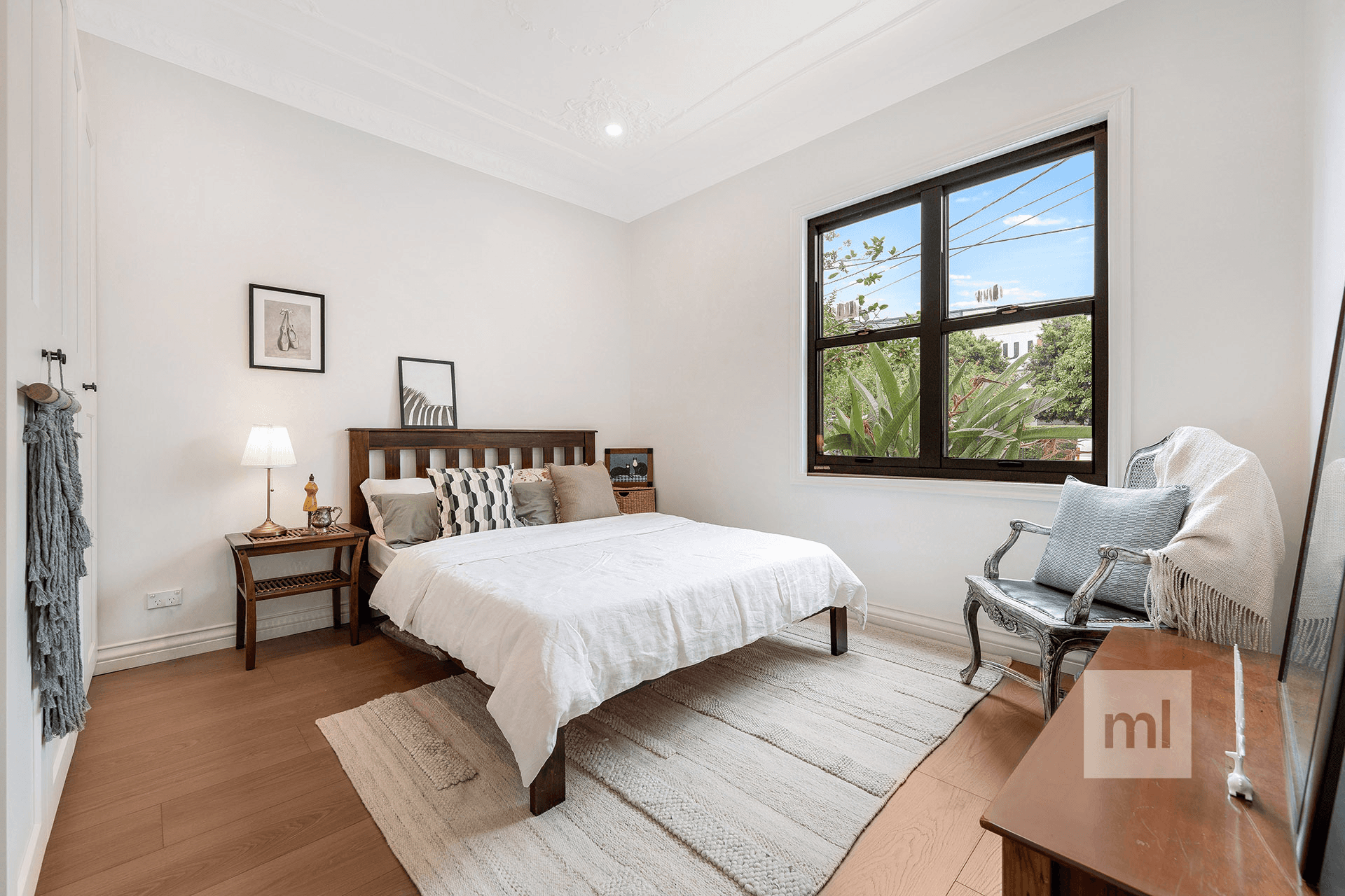 2 Moorebank Avenue, MOOREBANK, NSW 2170