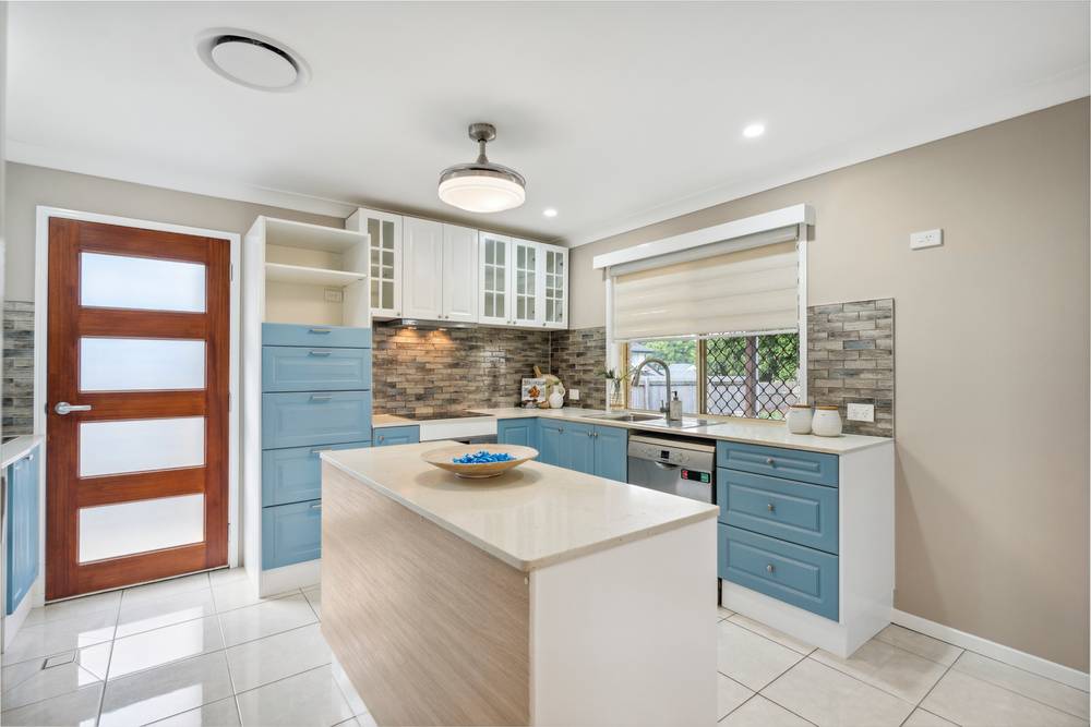 23 Collina Crescent, FOREST LAKE, QLD 4078