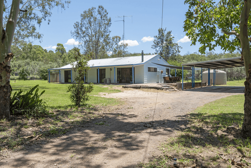 140 Costellos Road, UPPER LOCKYER, QLD 4352