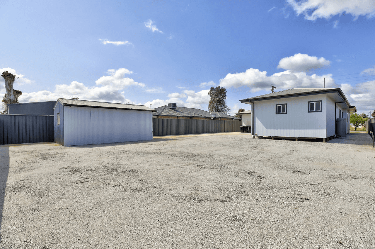 127 Macauley Street, DENILIQUIN, NSW 2710