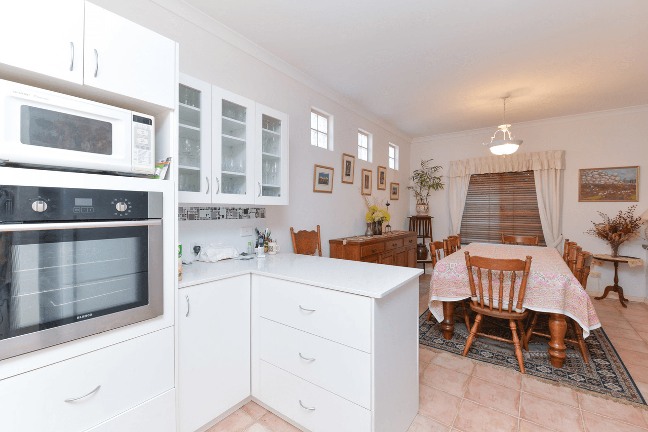 37 Parkway, Crawley, WA 6009