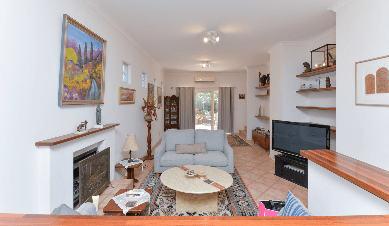 37 Parkway, Crawley, WA 6009