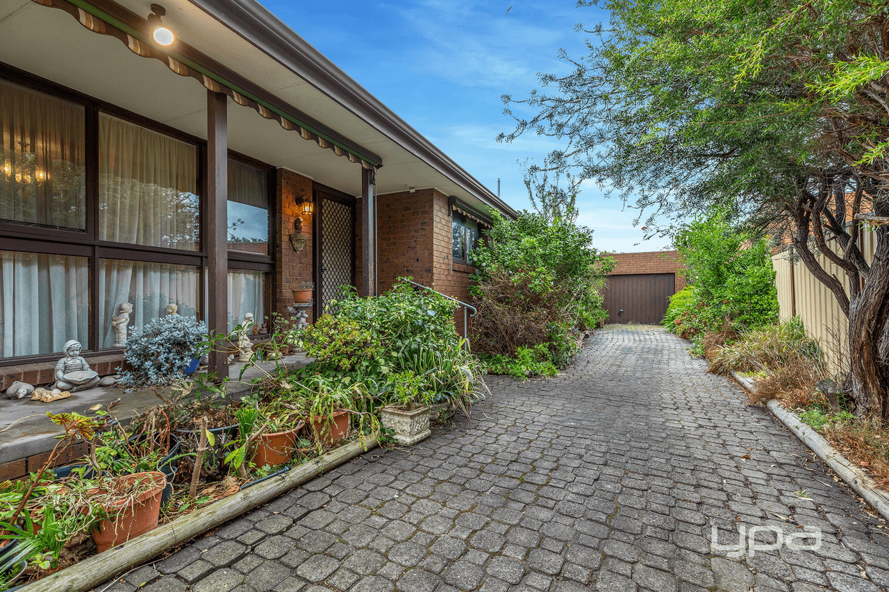 11 Clarice Close, ST ALBANS, VIC 3021