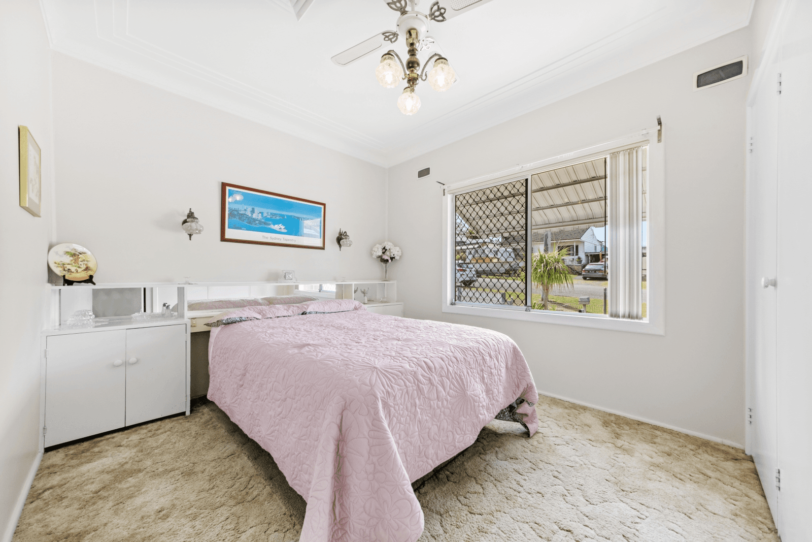 2 Headlam Parade, Springfield, NSW 2250