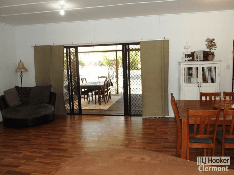 28 Beatty Street, CLERMONT, QLD 4721