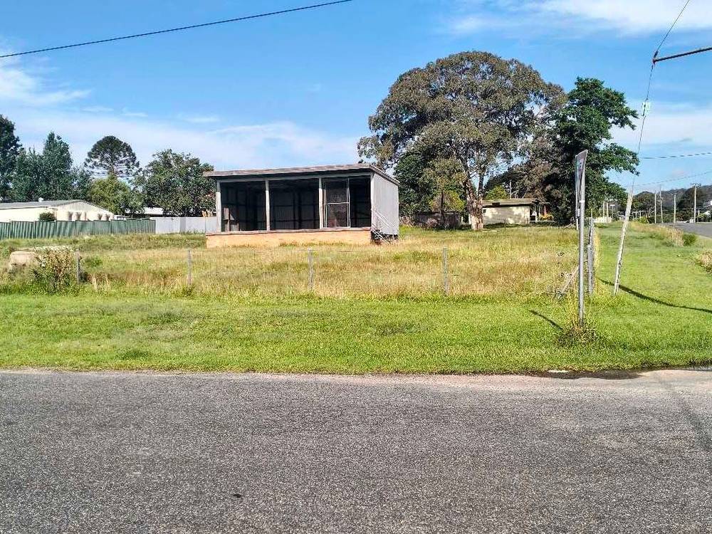 35 Scott Street, Tenterfield, NSW 2372