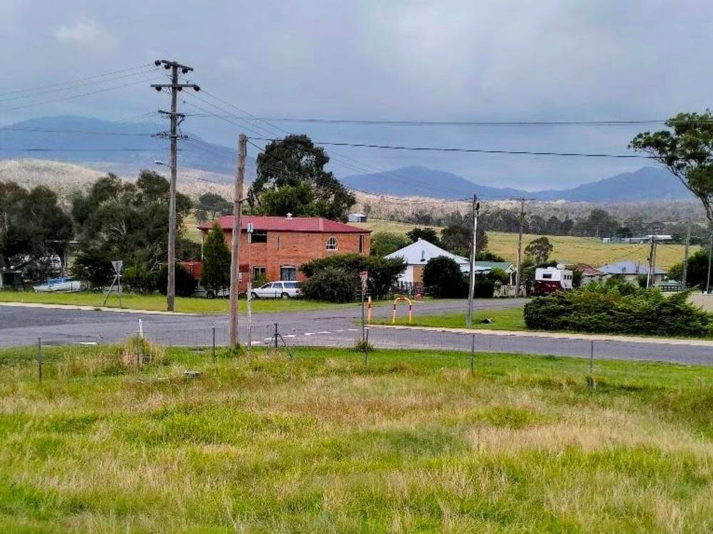 35 Scott Street, Tenterfield, NSW 2372
