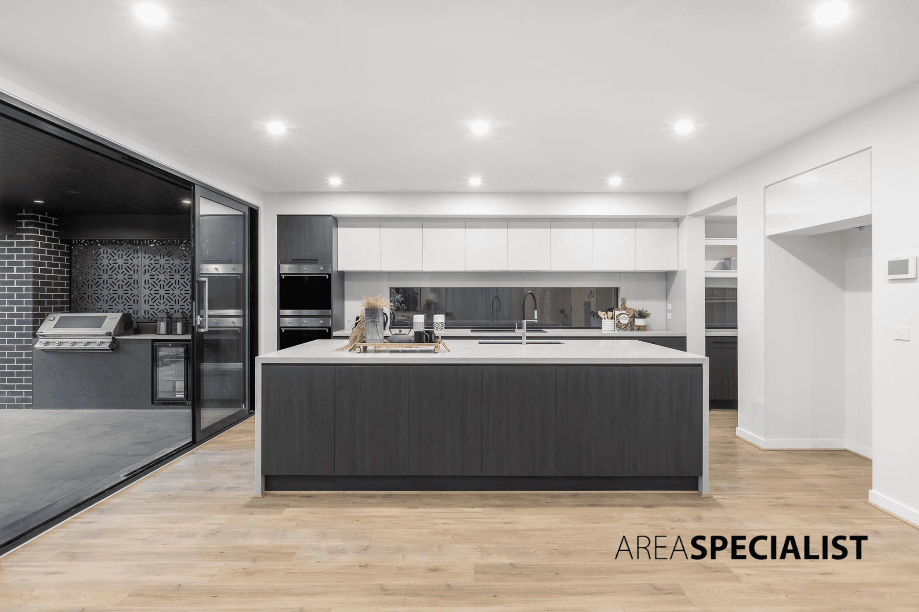 11 Ajana Drive, Cranbourne South, VIC 3977