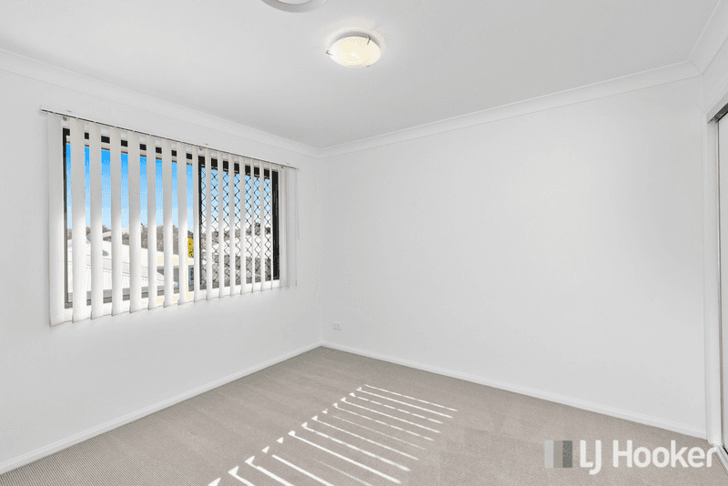 1/9 Marjoram Street, THORNLANDS, QLD 4164