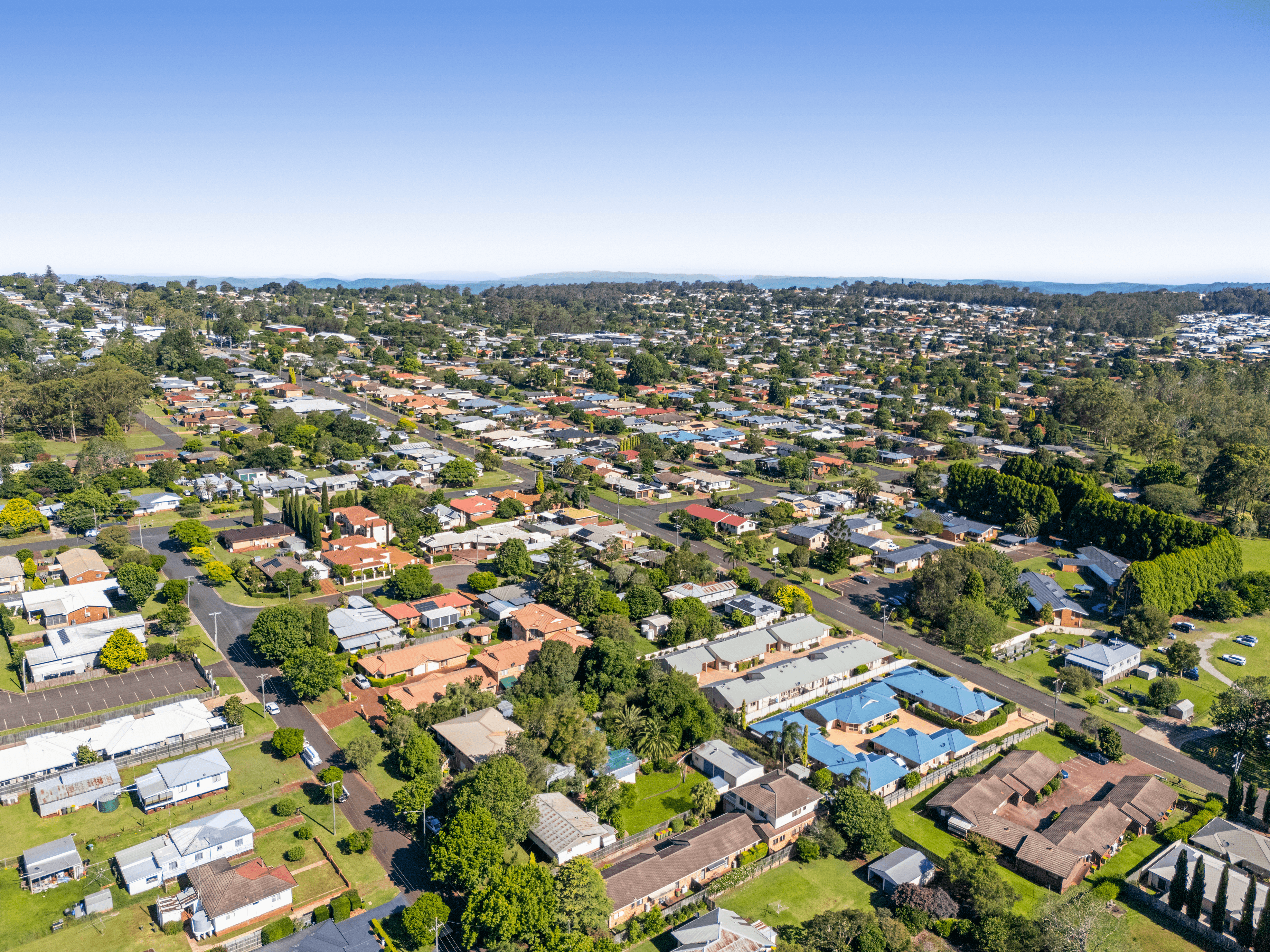 10 Ocean Street, RANGEVILLE, QLD 4350