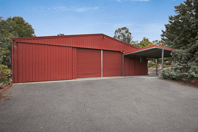 22 Michelle Drive, MAIDEN GULLY, VIC 3551