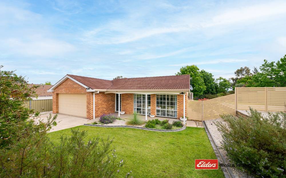 4 Hughes Street, Kelso, NSW 2795