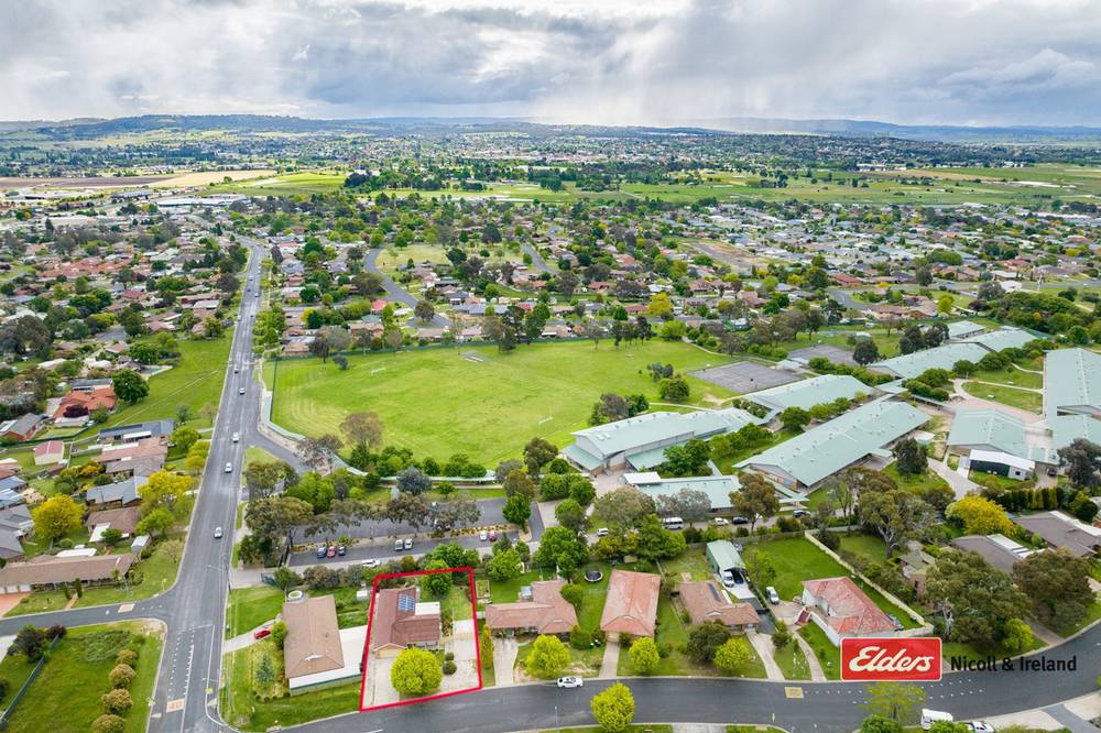 4 Hughes Street, Kelso, NSW 2795