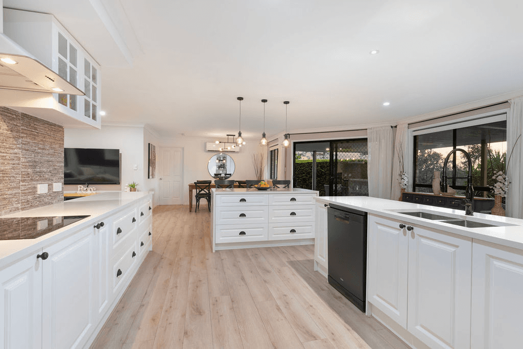 11 Calder Court, Brassall, QLD 4305